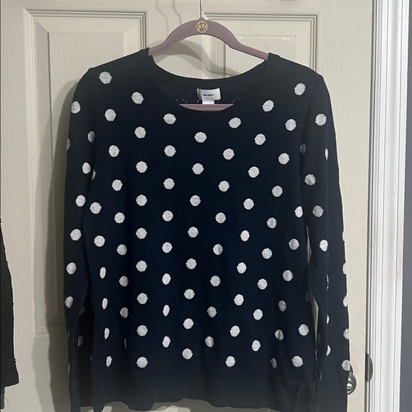 Old Navy Black and White Polka Dot Sweater - Picture 1 of 3